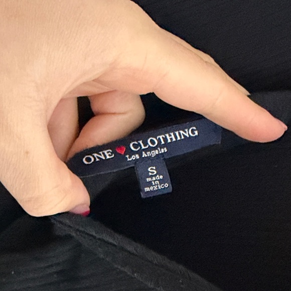 One Clothing Elegant Black Long Sleeve romper - Picture 3 of 3